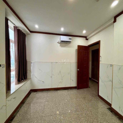 Chính chủ cho thuê 3PN 2WC 124m2 Căn hộ Hoàng Anh Gold House
