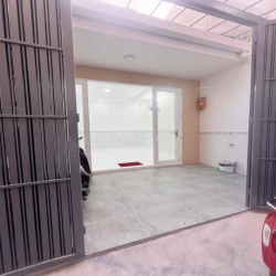 Nhà Mới 100% Khu Tân Sơn Nhì 3phòng 3 wc DT 4,5x18