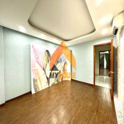 SAU LƯNG MEGA NHÀ HẦM TRỆT 4LẦU NHÀ ĐẸP ĐÚNG GIÁ VỊ TRÍ THUẬN LỢI