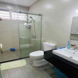 Em cho thuê nhà phố full nội thất KDC Khang Điền Bình Chánh