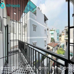 DUPLEX ĐẦY ĐỦ TIỆN NGHI NGAY NGÃ TƯ HÀNG XANH