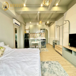 STUDIO BAN CÔNG NT CỰC ĐẸP GẦN BIG C TRƯƠNG CHINH GIÁP TB