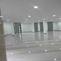 CHO THUÊ SÀN VĂN PHÒNG CAO CẤP – 220m2 Trương Văn Bang , Quận 2 🔥