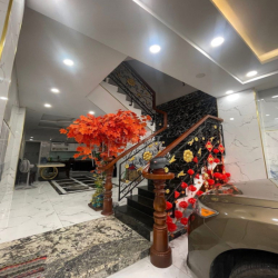 CHO THUÊ VĂN PHÒNG NGUYÊN CĂN – 3 TẦNG – VÀO LÀM NGAY