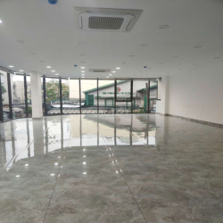 Cho thuê tòa nhà mới xây phường 25 Bình Thạnh
