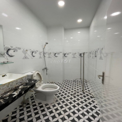 CHO THUÊ VĂN PHÒNG NGUYÊN CĂN – 3 TẦNG – VÀO LÀM NGAY