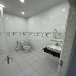 CHO THUÊ VĂN PHÒNG NGUYÊN CĂN – 3 TẦNG – VÀO LÀM NGAY