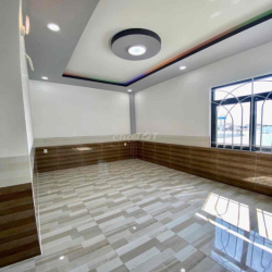 NHÀ CHO THUÊ: TRỆT 3 LẦU TUYỆT ĐẸP, MỚI - FULL MÁY LẠNH - MẶT TIỀN KHU