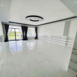 NHÀ CHO THUÊ: TRỆT 3 LẦU TUYỆT ĐẸP, MỚI - FULL MÁY LẠNH - MẶT TIỀN KHU