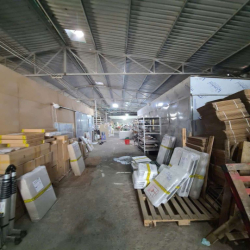 Cần cho thuê kho xưởng đường Trung Mỹ Tây DT 13 x 60