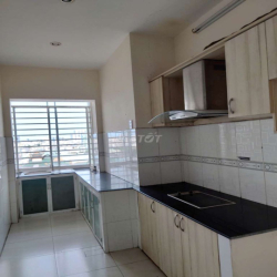 CHO THUÊ CĂN HỘ QUẬN 3 – 82M2, GIÁ 12TRD/THÁNG