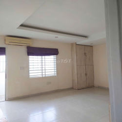 CHO THUÊ CĂN HỘ QUẬN 3 – 82M2, GIÁ 12TRD/THÁNG