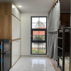 👉 KTX Sang Xịn Thang Máy Ngay Cầu Kinh Thanh Đa