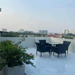 👉 KTX Sang Xịn Thang Máy Ngay Cầu Kinh Thanh Đa