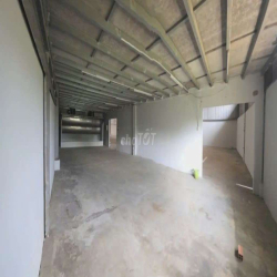 Cho thuê 1000m2 Điện Biên Phủ Bình thạnh -kho nhà tiền chế - chỉ 60tr