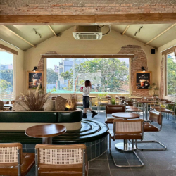 Cho thuê nhà MT Nơ Trang Long, P11, Bình Thạnh. DT: 20x10m. Trệt lửng