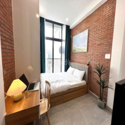 Studio Q1 giá tốt – ban công lớn, giặt riêng, full nội thất, Quận 1