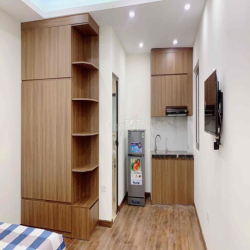 CHÍNH CHỦ CHO THUÊ CCMN FULL ĐỒ TẠI XUÂN THUỶ CÓ HẦM ĐỂ XE BẢO VỆ 24/2
