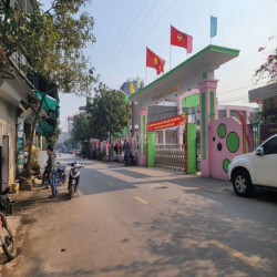 Nhà ngõ ô tô tránh, 5 tầng, vs khép kín, gần ĐH Phenika