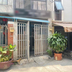 nhà 2 phòng ngủ huỳnh văn bánh. HẺM XE Hơi