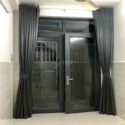 nhà 2 phòng ngủ huỳnh văn bánh. HẺM XE Hơi