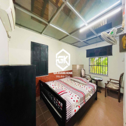 CHO THUÊ DÀI HẠN NHÀ VƯỜN NGHỈ DƯỠNG 1 PHÒNG NGỦ FULL NỘI THẤT VEN BỜ