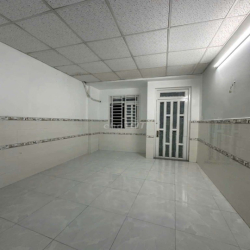 Nhà đường BÌNH LONG [4x22, 1 lầu, 3pn, 2toilet] 11tr/tháng