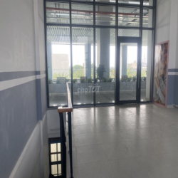 Cho thuê shophouse 120m2(trệt + lầu) Vừa ở vừa KD . Ngay Q9 kế Q2.