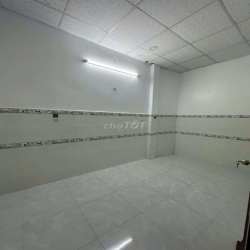 Nhà đường BÌNH LONG [4x22, 1 lầu, 3pn, 2toilet] 11tr/tháng