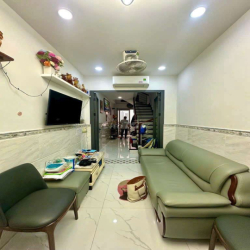 Nhà-NC-4PN-3WC-Gia-15Tr-TL-Cach Mạng Tháng Tám.Q10