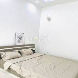 Cho thuê phòng Ngõ 63 Thái Thịnh, Đống Đa, Full đồ, VSKK