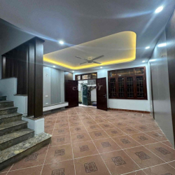 Cho thuê nhà Bùi Xương Trạch