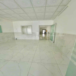 Mặt Bằng Kinh Doanh Tại Bành Văn Trân Quận Tân Bình 120m2 Lối đi Riêng