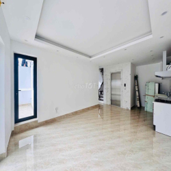 NHÀ PHÂN LÔ KĐT SỐNG HOÀNG – VỈA HÈ Ô TÔ ĐỖ NGÀY ĐÊM – GARA RIÊNG !!!!