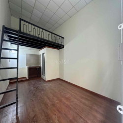 Trọ Giá Rẻ gác cao 1m6 ngay Sư Vạn Hạnh - Bách Khoa - Lý Thường Kiệt