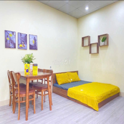 Cho thuê phòng Cầu Giấy, full đồ, có ban công, giá tốt