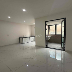 Cho thuê nhà Cityland Park Hills, 1 hầm + 4 lầu, giá 45tr luôn thuế