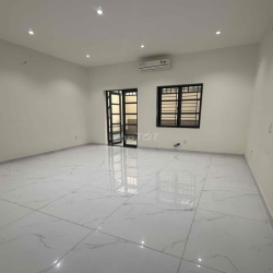 Cho thuê nhà Cityland Park Hills, 1 hầm + 4 lầu, giá 45tr luôn thuế