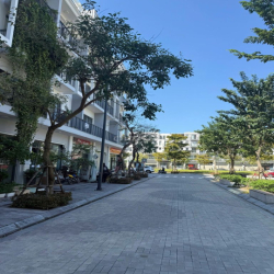 Cho thuê Shophouse The Manor Central Park 75m2 - 5 tầng