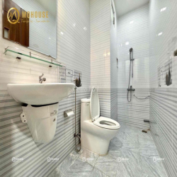 CĂN HỘ FULL NỘI THẤT MÁY GIẶT RIÊNG NẰM GẦN ETOWN CỘNG HOÀ