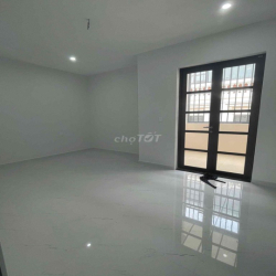 cho thuê nhà nguyên căn có full máy lạnh nhà mới