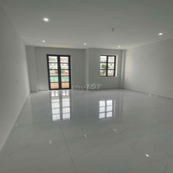cho thuê nhà nguyên căn có full máy lạnh nhà mới