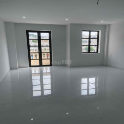 cho thuê nhà nguyên căn có full máy lạnh nhà mới