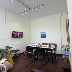 MẶT BẰNG LẦU1 MẶT TIỀN HUỲNH VĂN BÁNH PHÚ NHUẬN 19M2