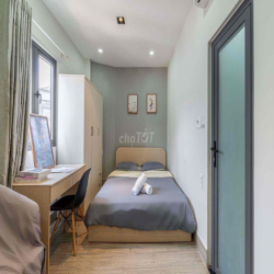 phòng phú nhuận - ko cửa sổ 5.5tr , cửa sổ lớn 6tr5