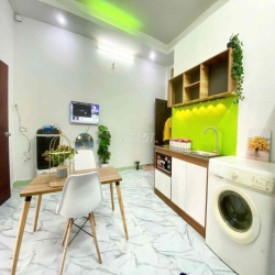 Cho thuê căn hộ 2 Phòng ngủ Quận 10- Tân Bình