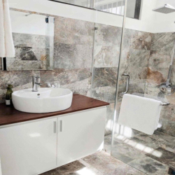 CHO THUÊ NHÀ 2 TẦNG MẶT TIỀN AN THƯỢNG, GẦN LÊ QUANG ĐẠO