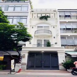 CỰC PHẨM - 35D Trần Quang Diệu P.14, Q.Phú Nhuận. DT 5x18.