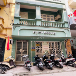 Nhà ngõ 80 đường Trung Kính, Dt 75m2 x 4 tầng , măt tiền 5m, đường 8m