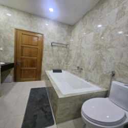 Cho thuê nhà MT Trương Minh Giảng Hoà Hải giá 40tr